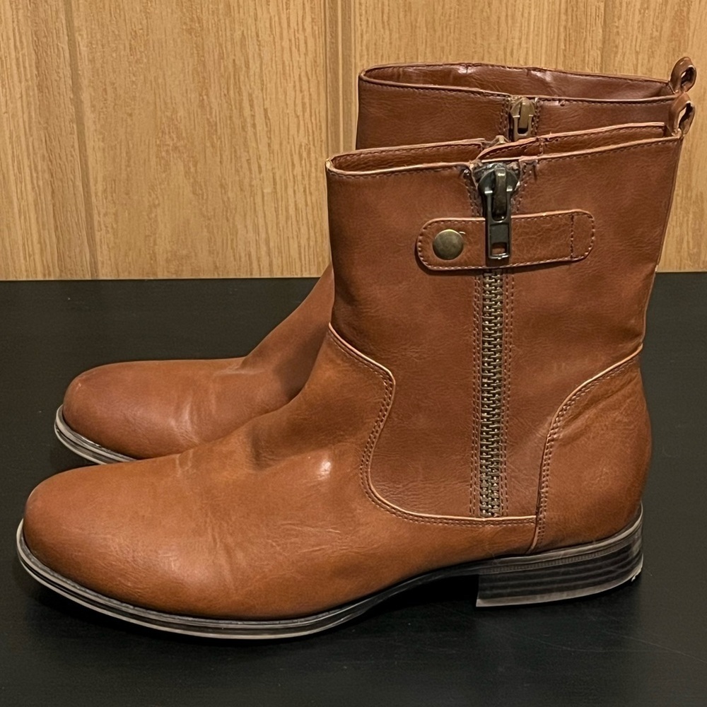 Naturalizer Brown Leather Ankle Boots with Side Zipper